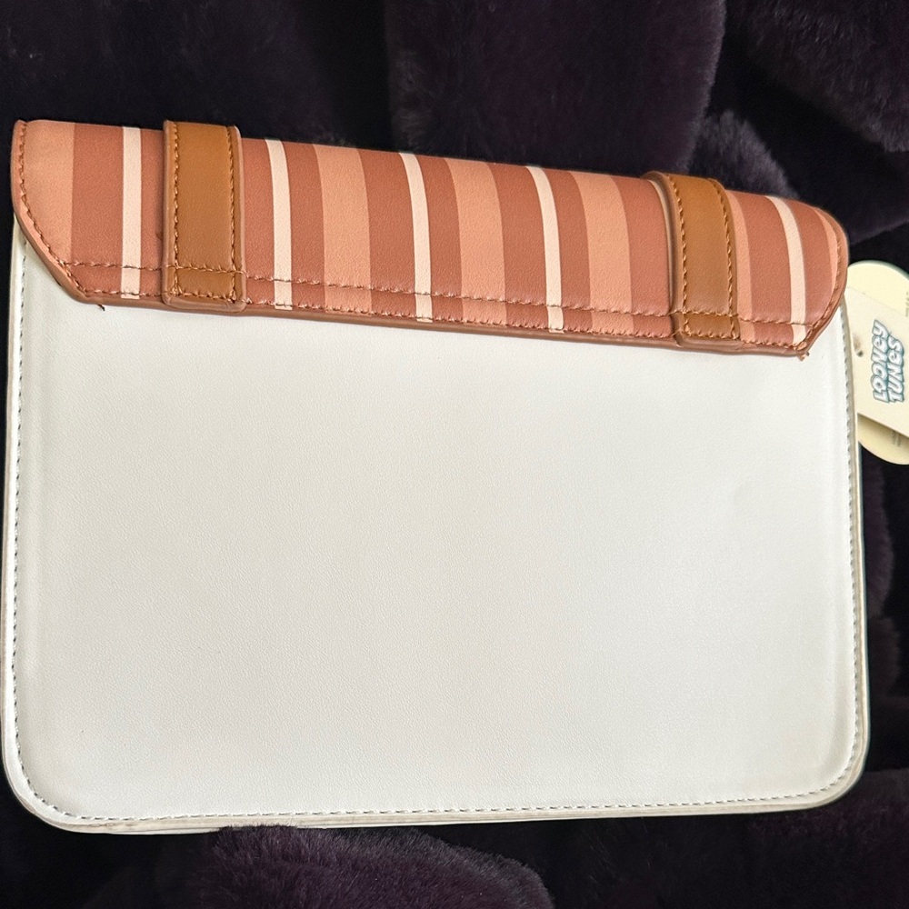 Miniso Looney Tunes Bugs Bunny Striped Brown and White Crossbody Bag - Picture 3 of 3